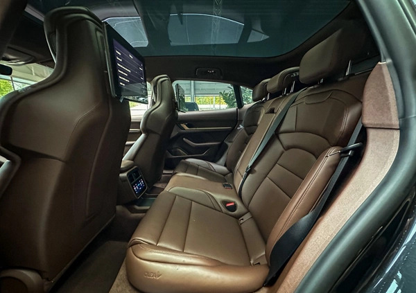 Porsche Taycan cena 583900 przebieg: 4219, rok produkcji 2023 z Końskie małe 232